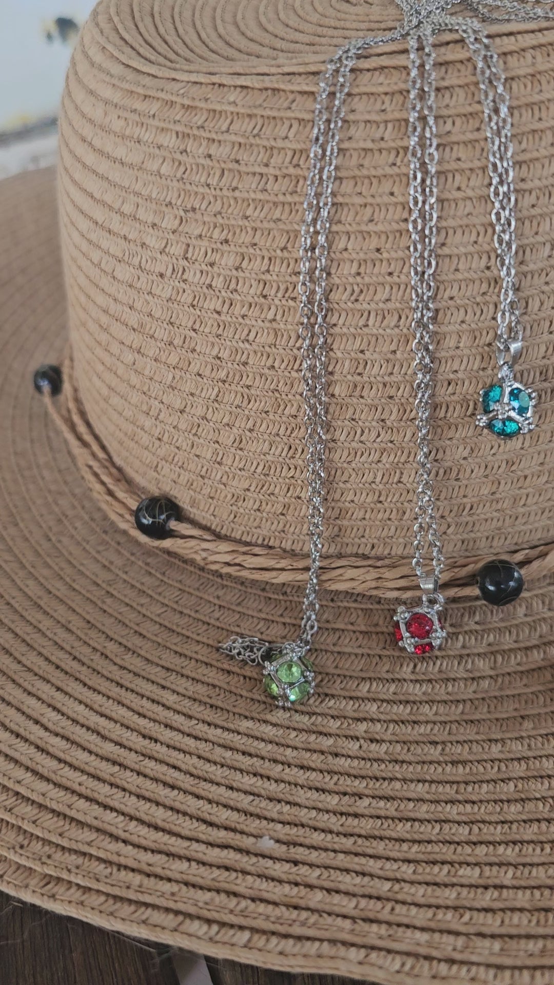 Collares con colgante de bola redonda con de metal de moda para mujer, colores diferentes