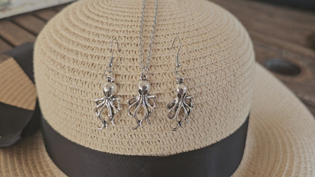 Conjunto de Collar y Pendientes Pulpo – Plata Envejecida