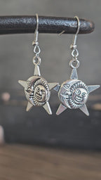 Místicos pendientes celestiales de sol y luna
