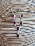 Lindo collar rojo para cualquier ocasión