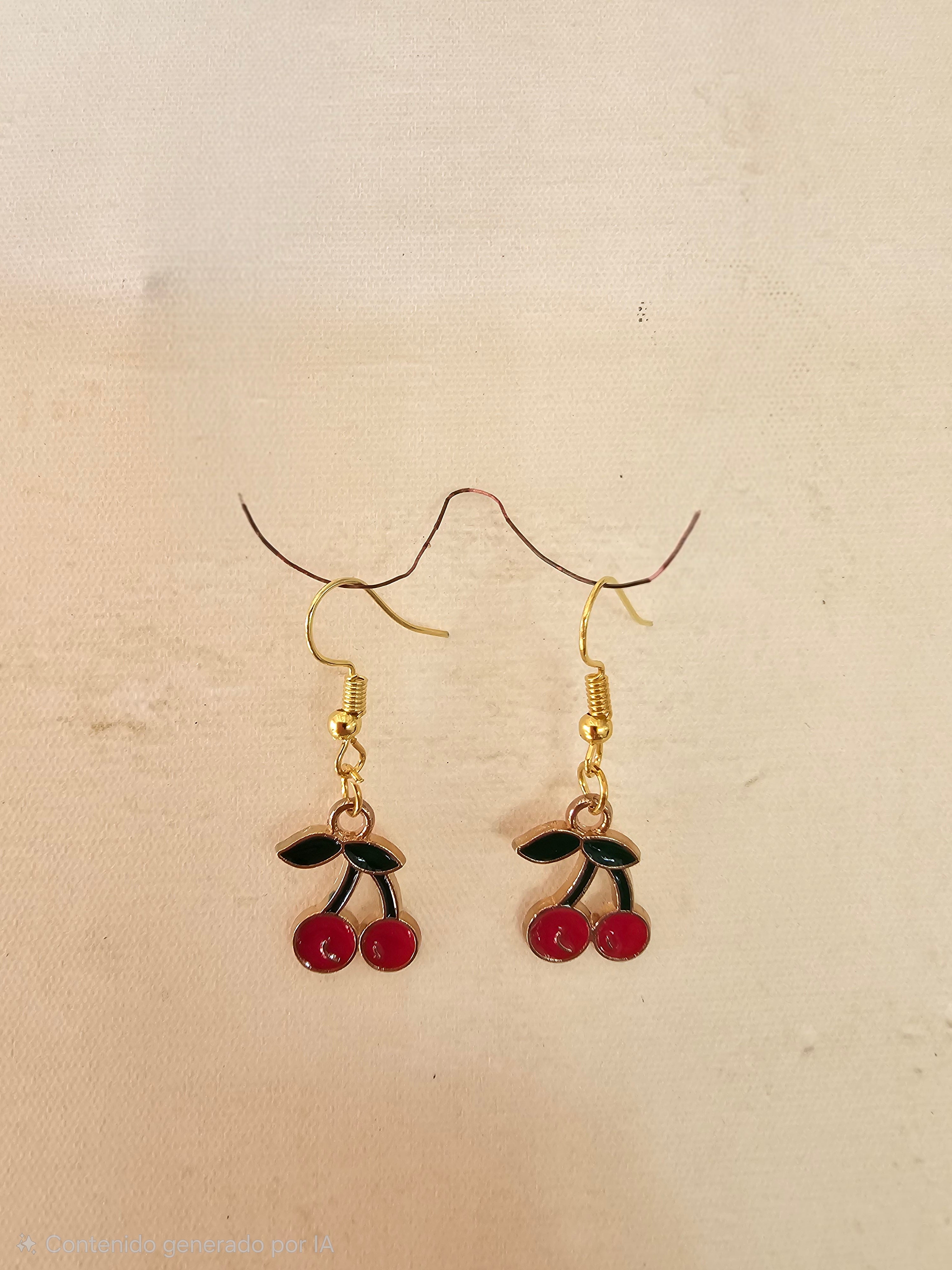 Pendientes divertidos con forma de cerezas