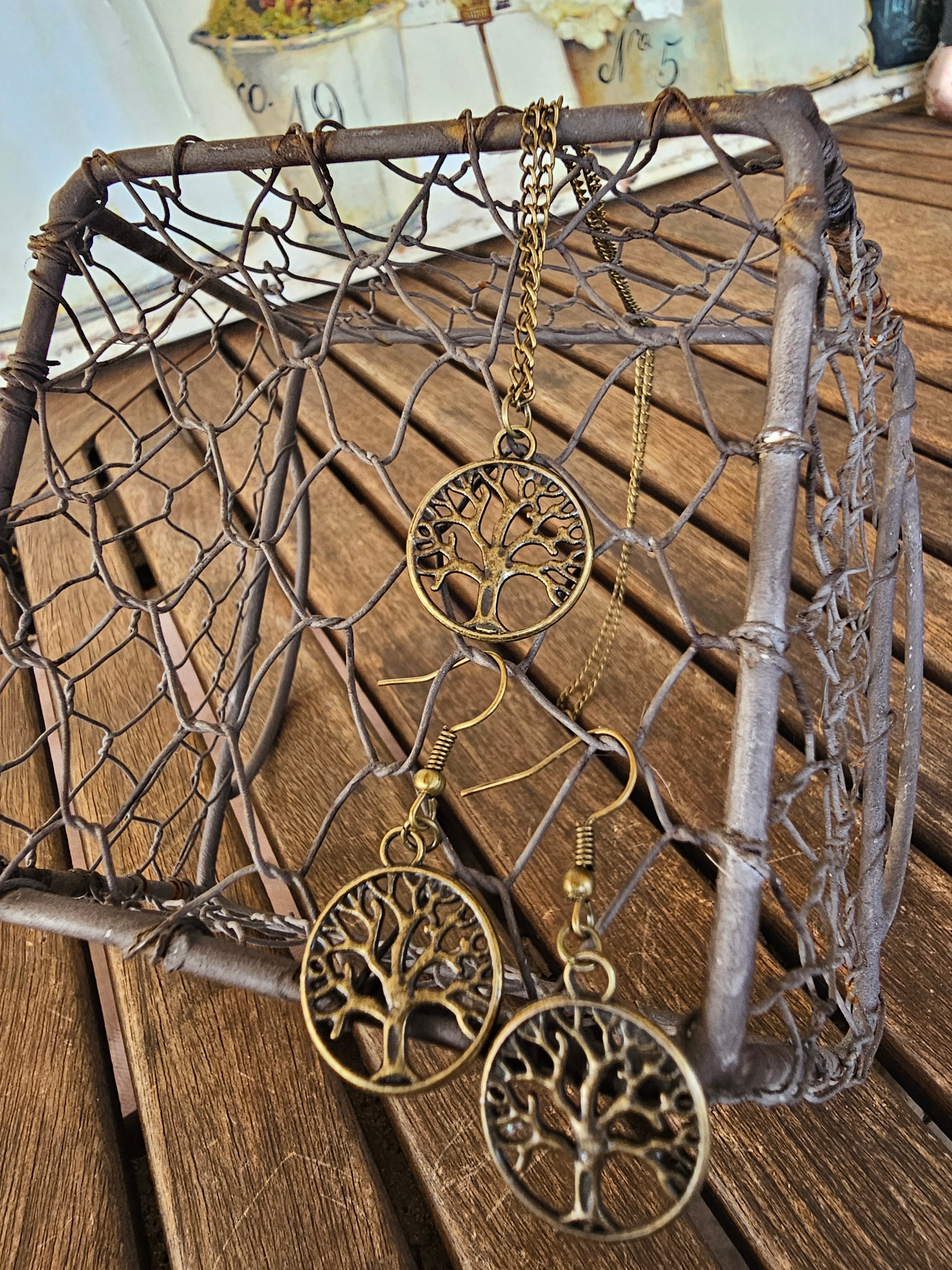 Conjunto de Collar y Pendientes Árbol de la Vida – Bronce Envejecido