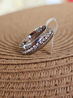 Anillo con cristales, varios colores