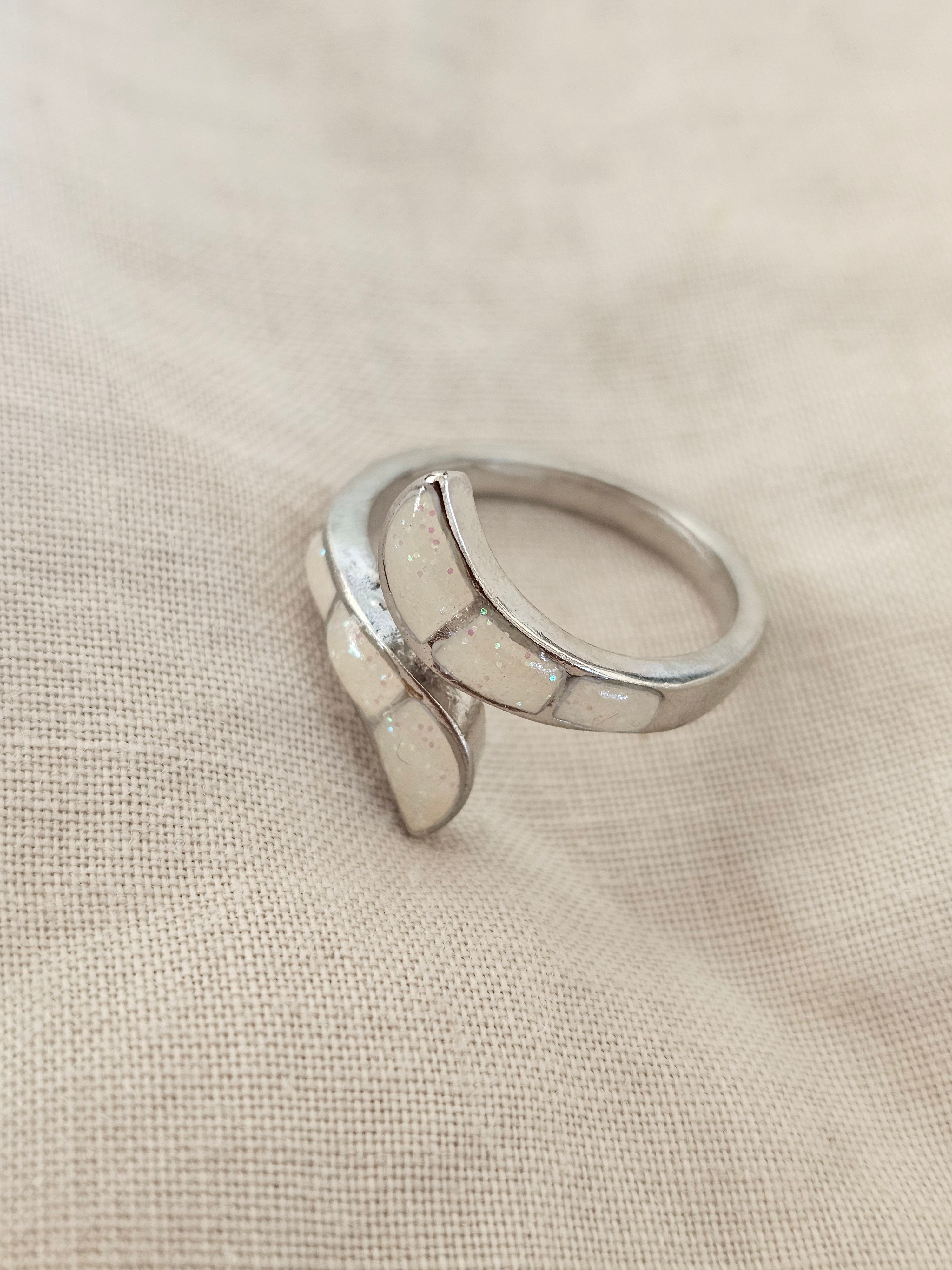 Anillo ajustable interesante