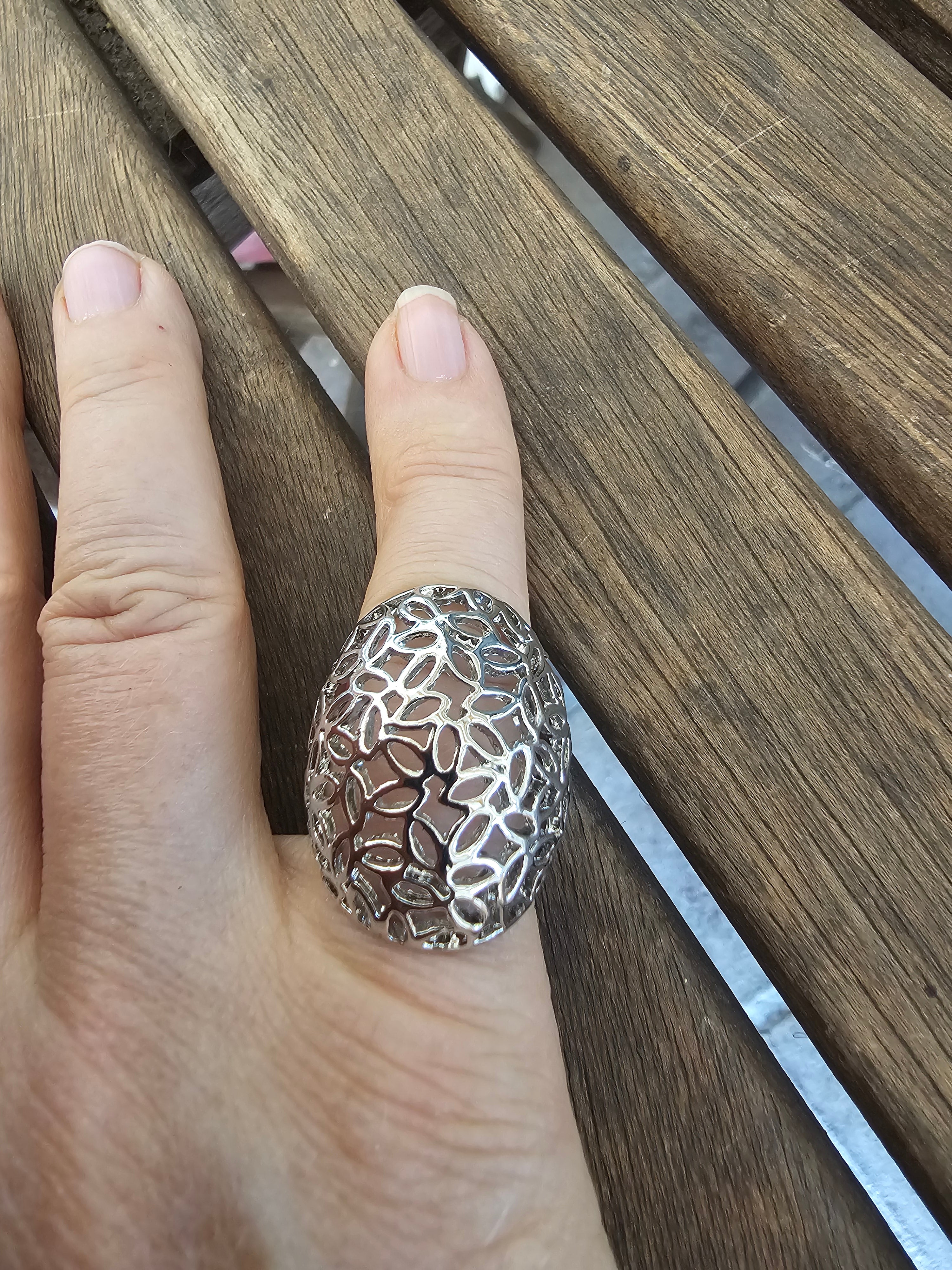 Magnífico anillo de statement