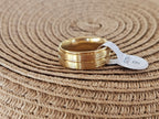 Anillo dorado ancho