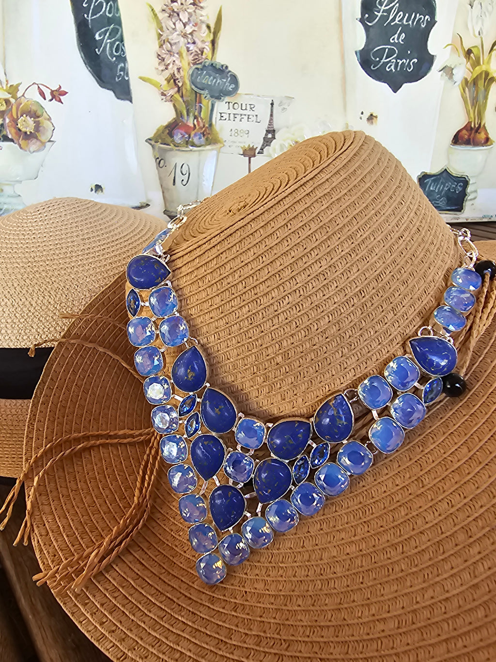 Collar grande y impresionante