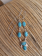 Bonito collar lavalier con alas