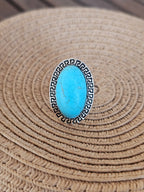 Llamativo anillo estilo bohemio