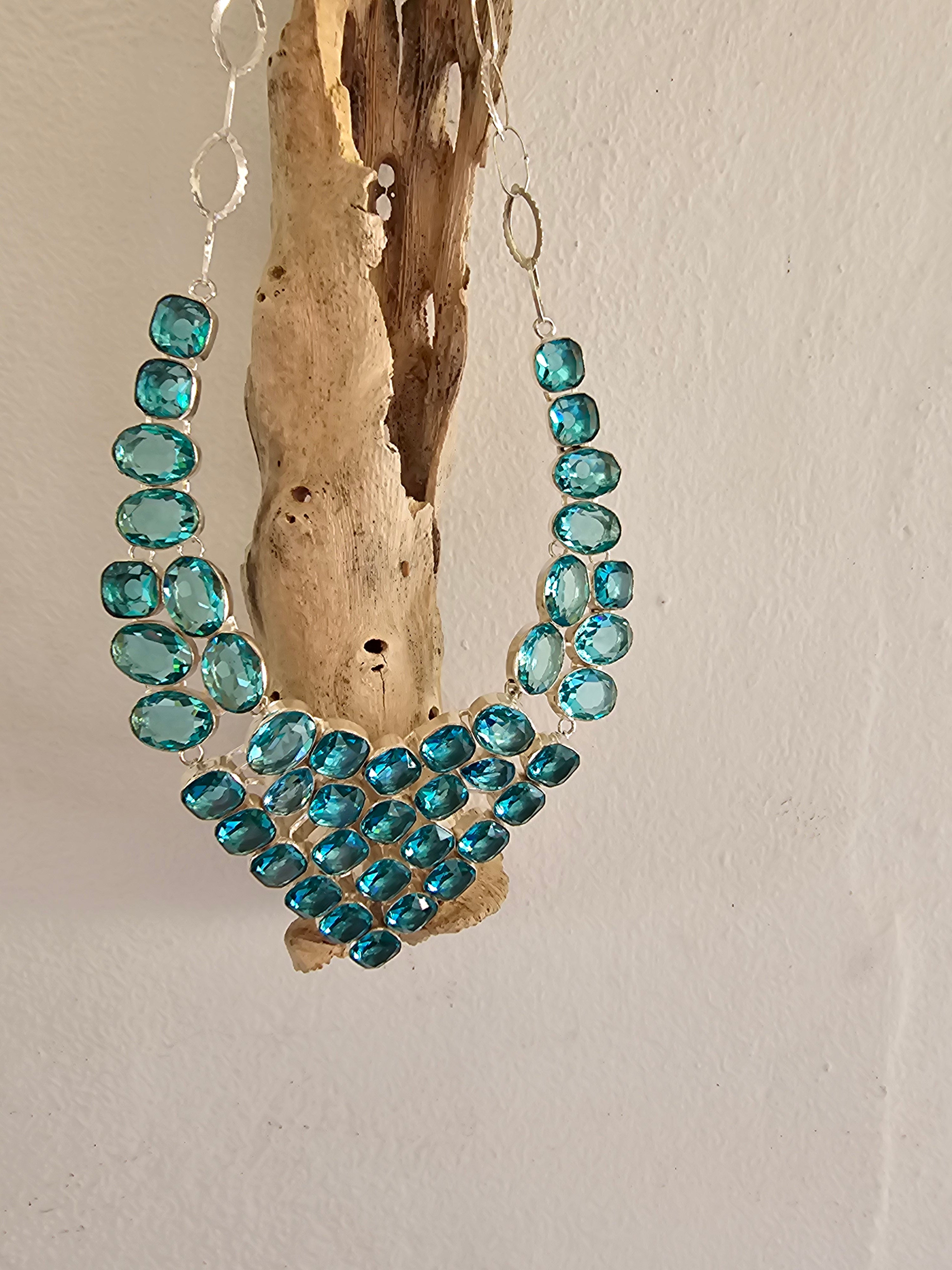 Collar magnífico
