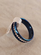 Anillo con cristales, varios colores