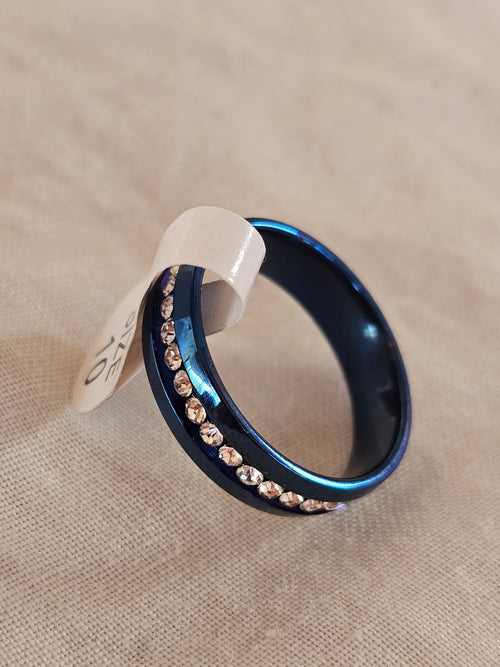 Anillo con cristales, varios colores