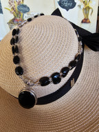 Collar elegante negro