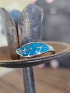 Lindo anillo estilo hoja