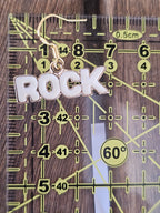 Cool pendientes de🤘rock