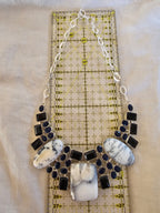 Collar elegante y magnífico