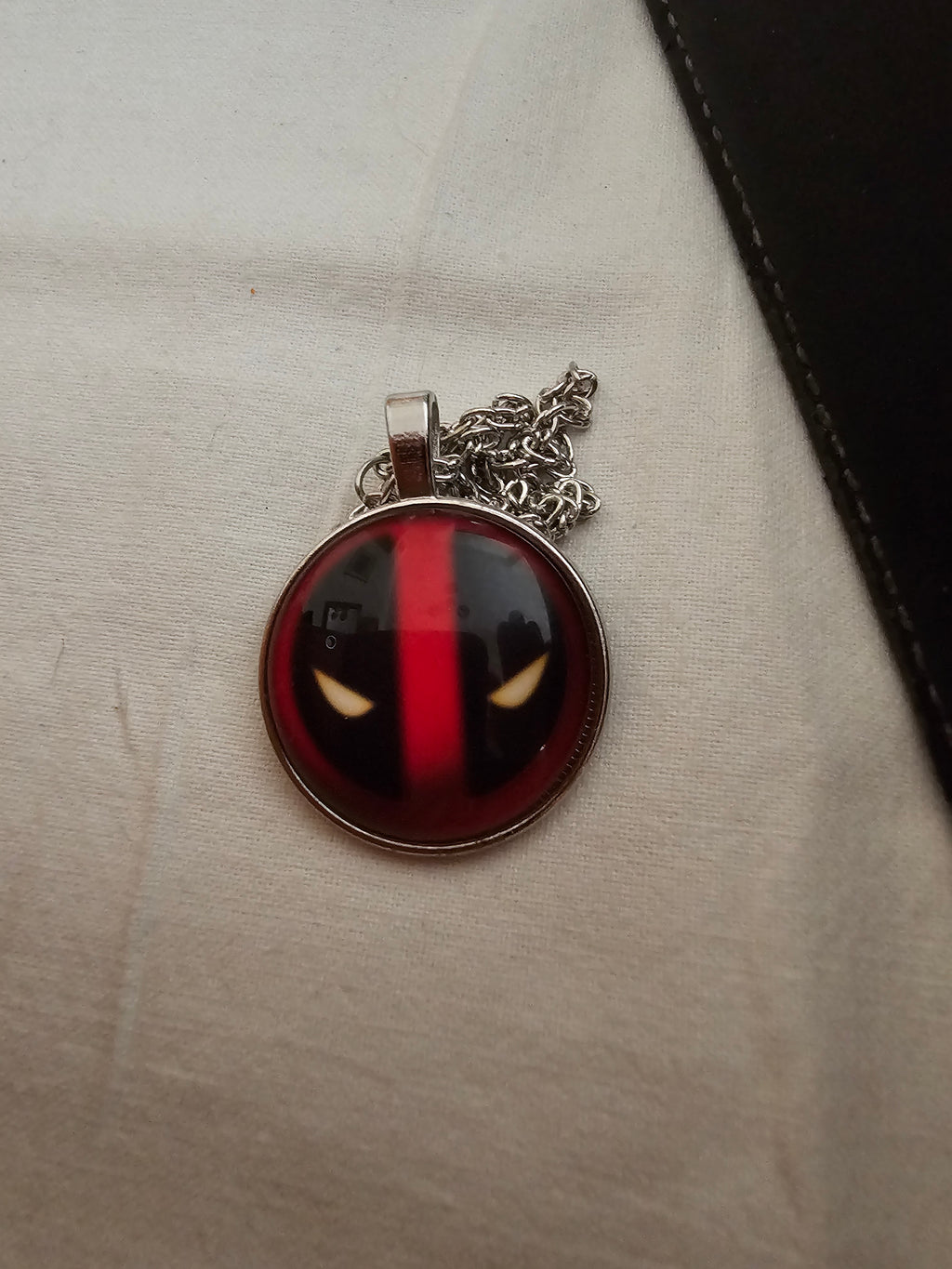 Deadpool de Marvel superheroe, colgante en burbuja de vidrio