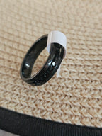 Anillos negros con cristales negros