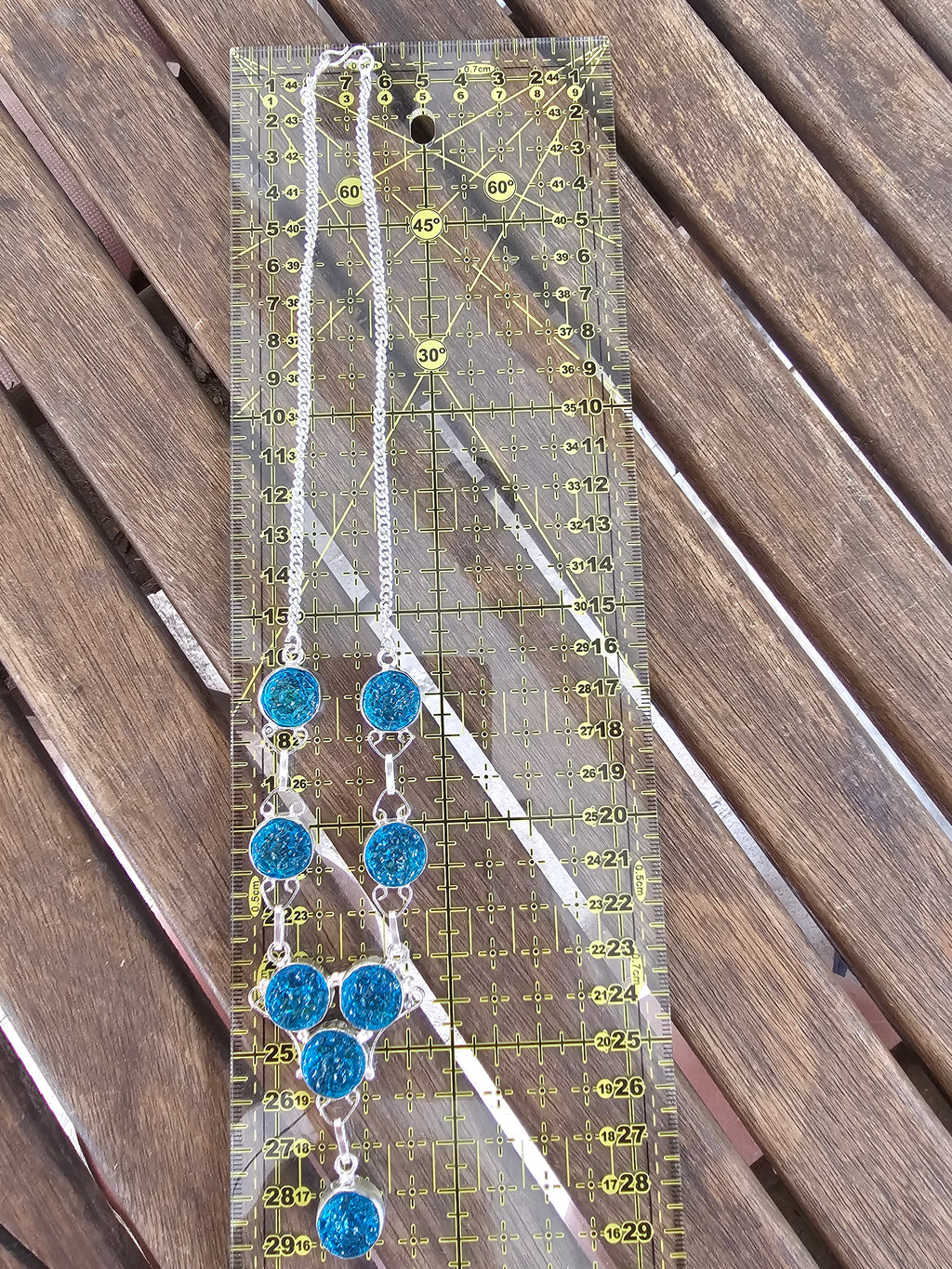 Lindo collar azul  para cualquier ocasión