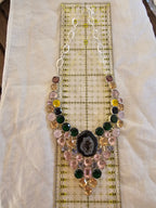 Collar magnífico con colores