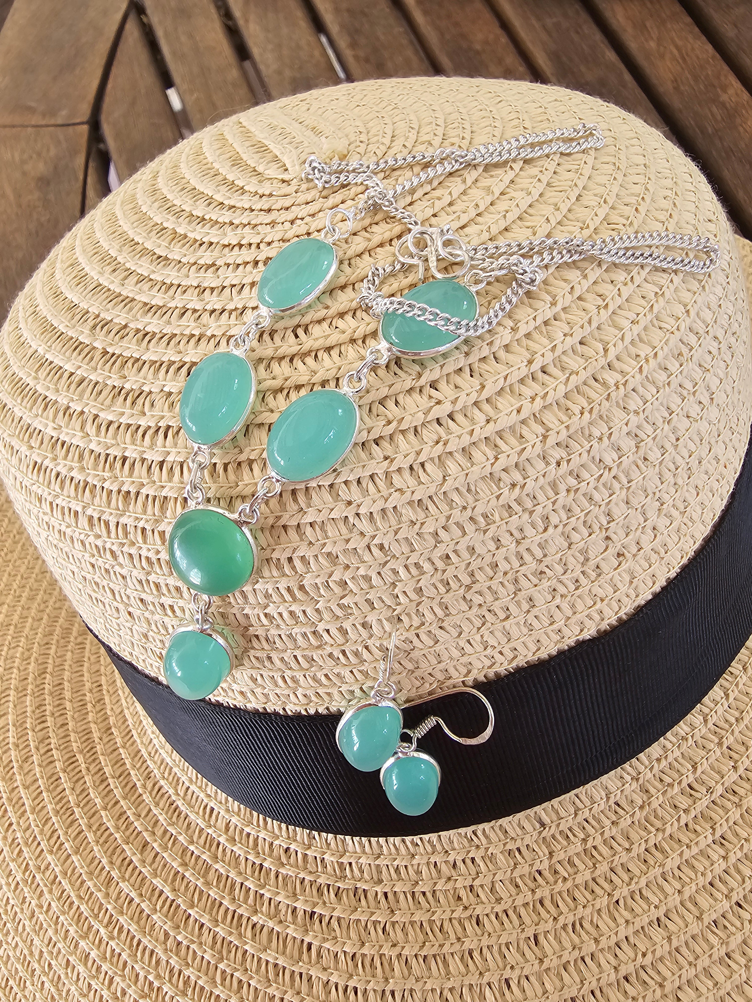Conjuntos de collar y pendientes
