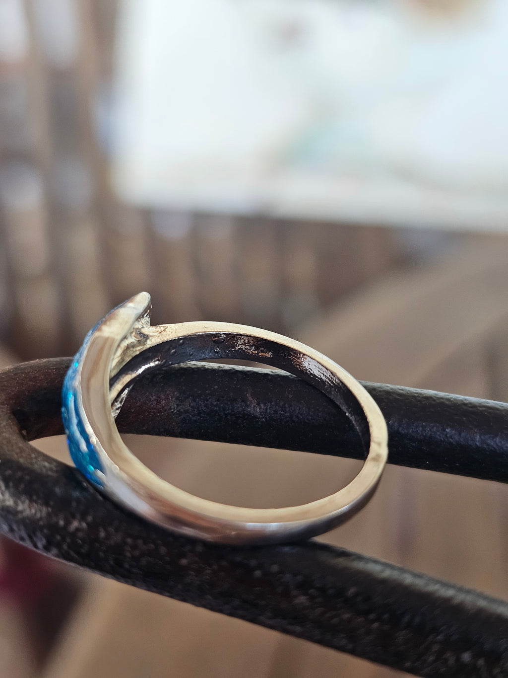 Lindo anillo estilo hoja