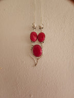 Romántico collar lavalier