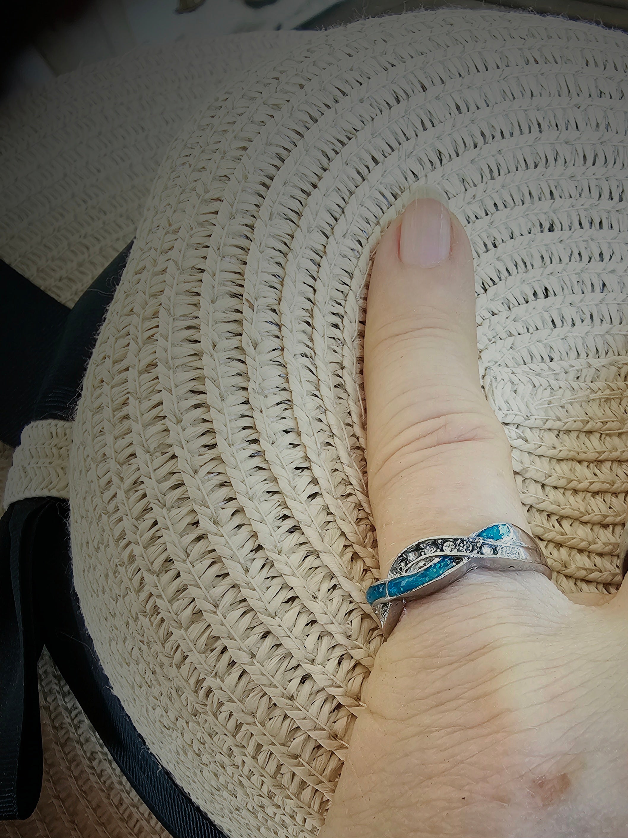 Lindo anillo con dos colores