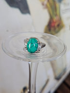 Bohemio anillo con engastes tipo garra