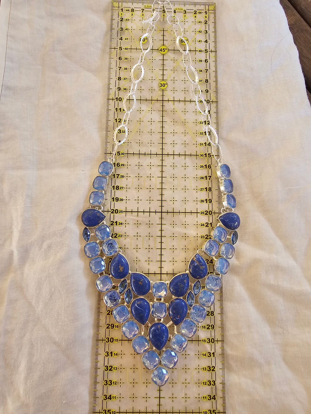 Collar grande y impresionante