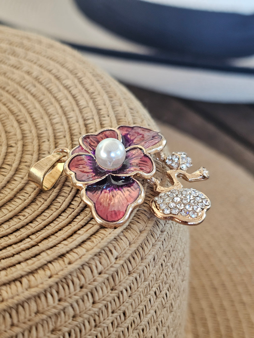 Colgante bonito en forma de flor