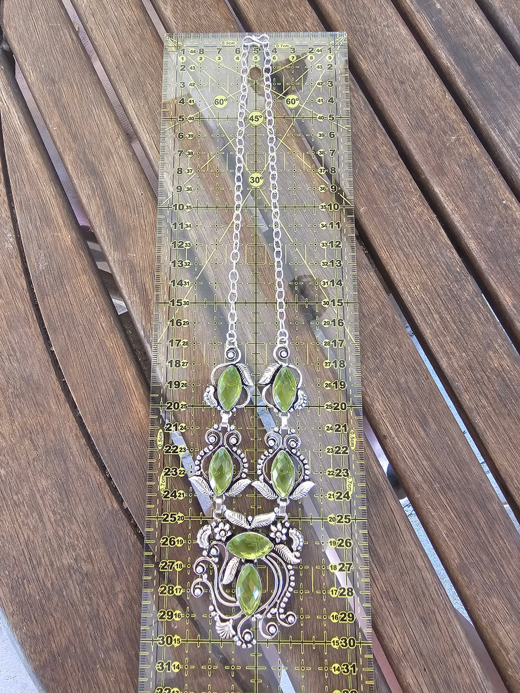 Collar delicado y elegante
