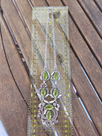 Collar delicado y elegante