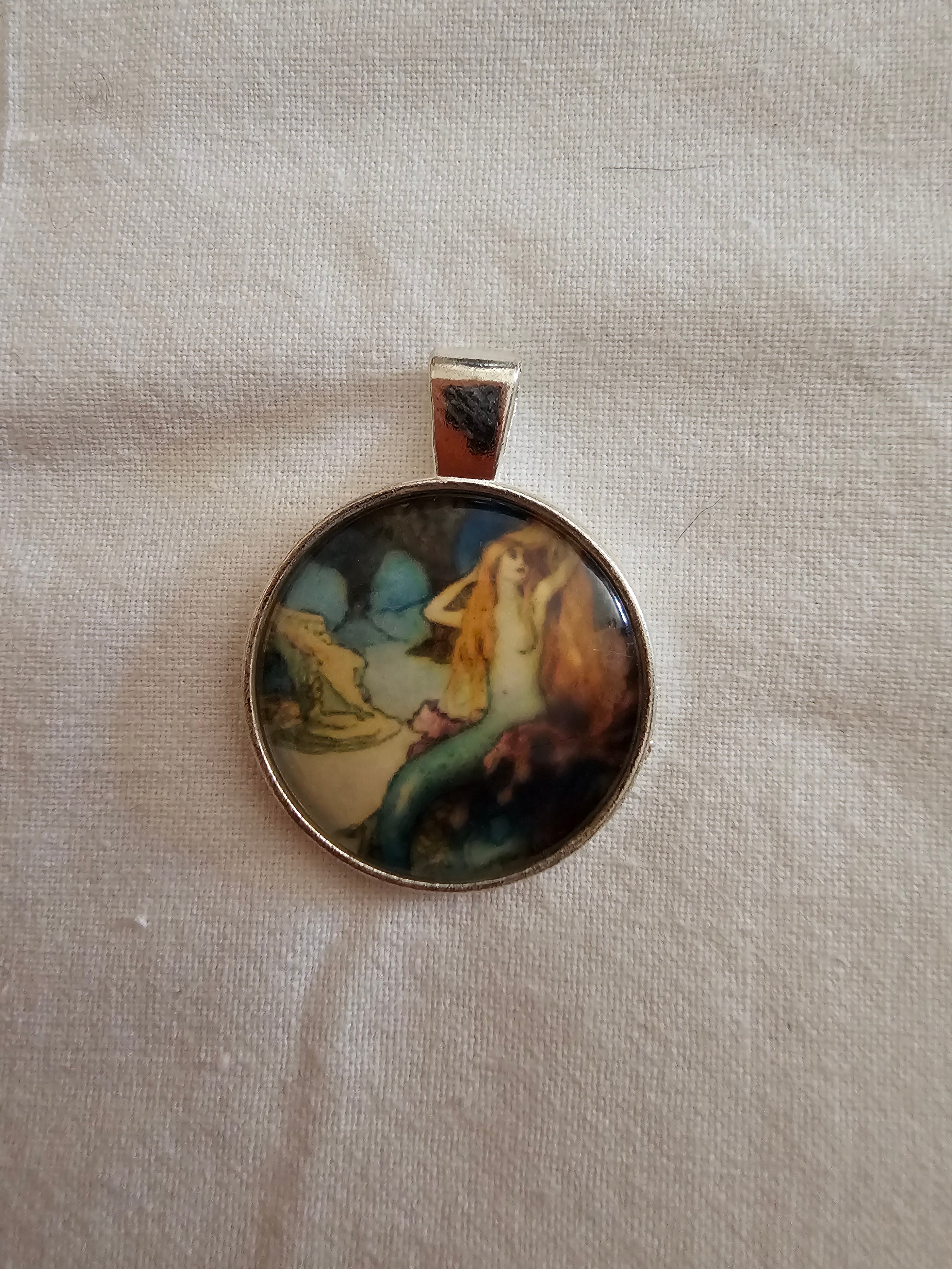 Colgante con dibujo de la sirena