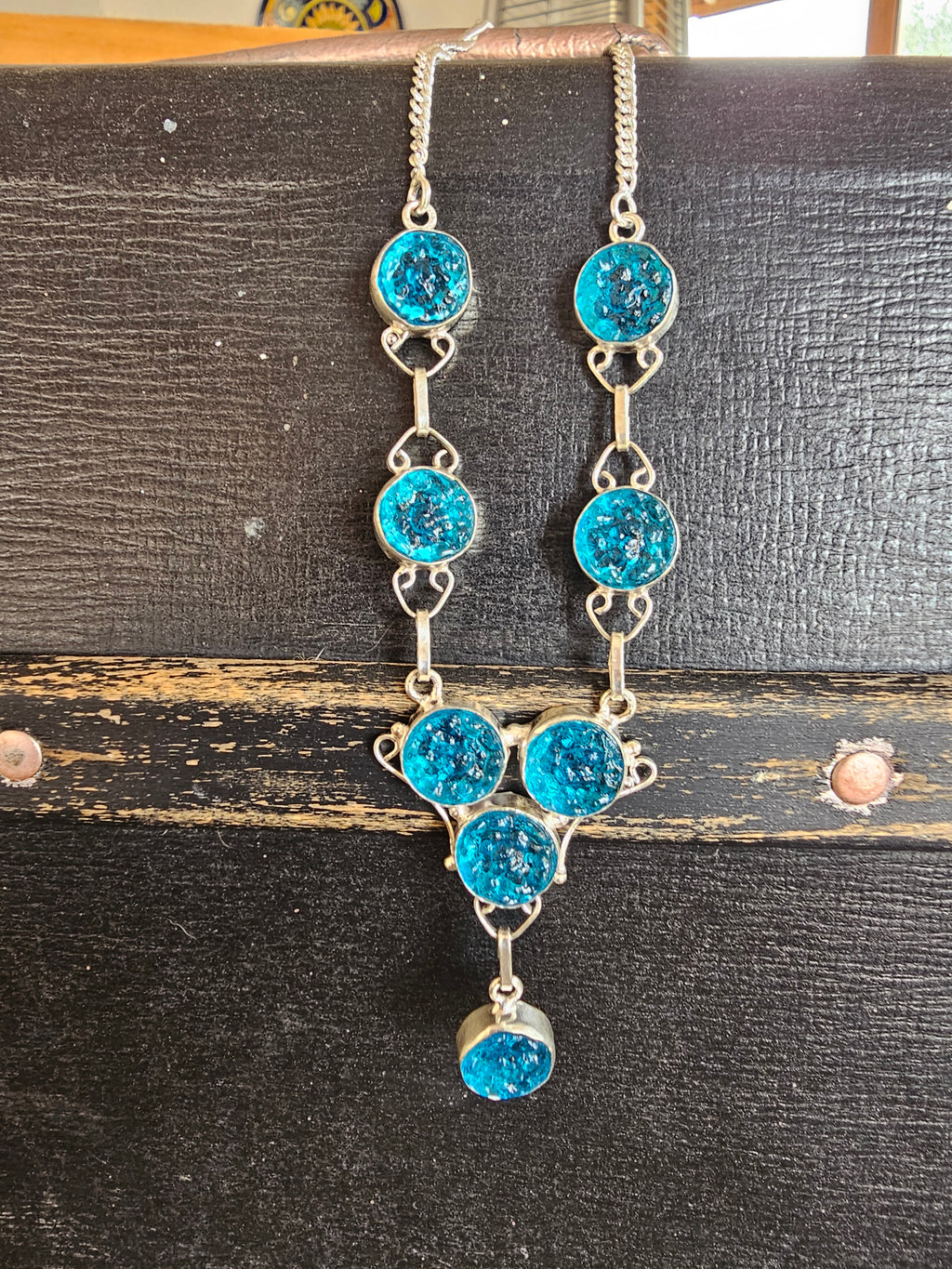 Lindo collar azul  para cualquier ocasión