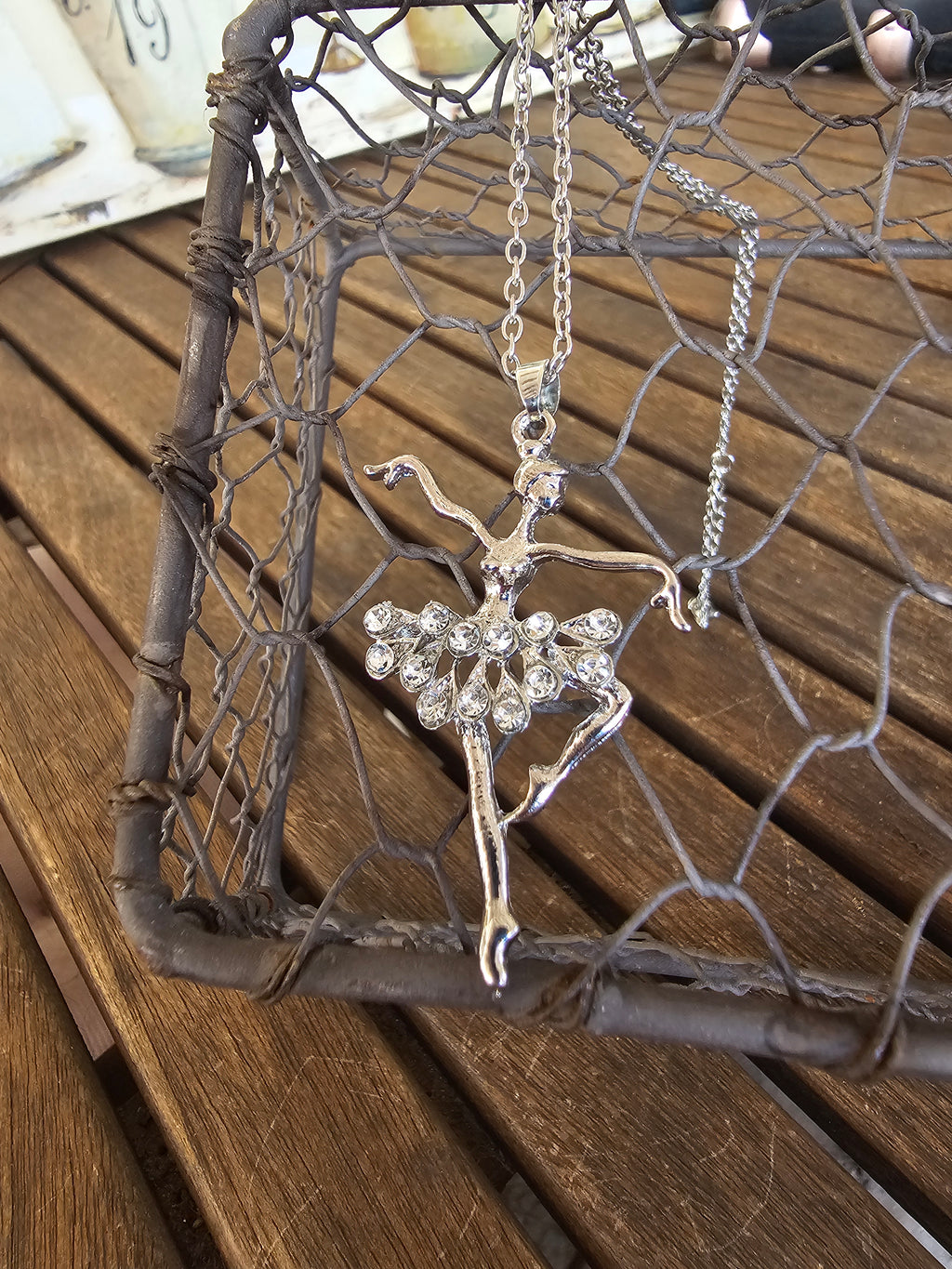 Collar con Colgante de Bailarina de Ballete – Plateado aleación y Cristal