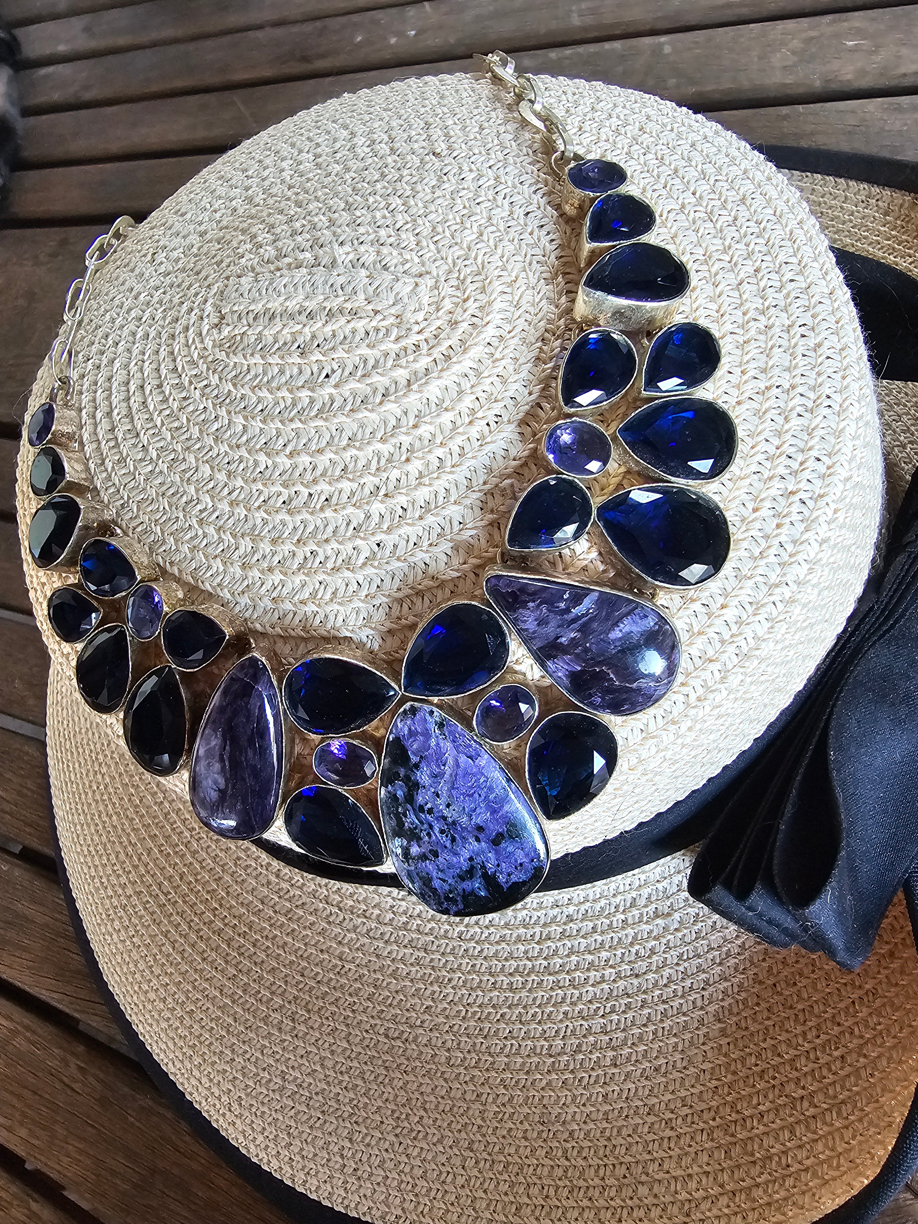 Collar magnífico