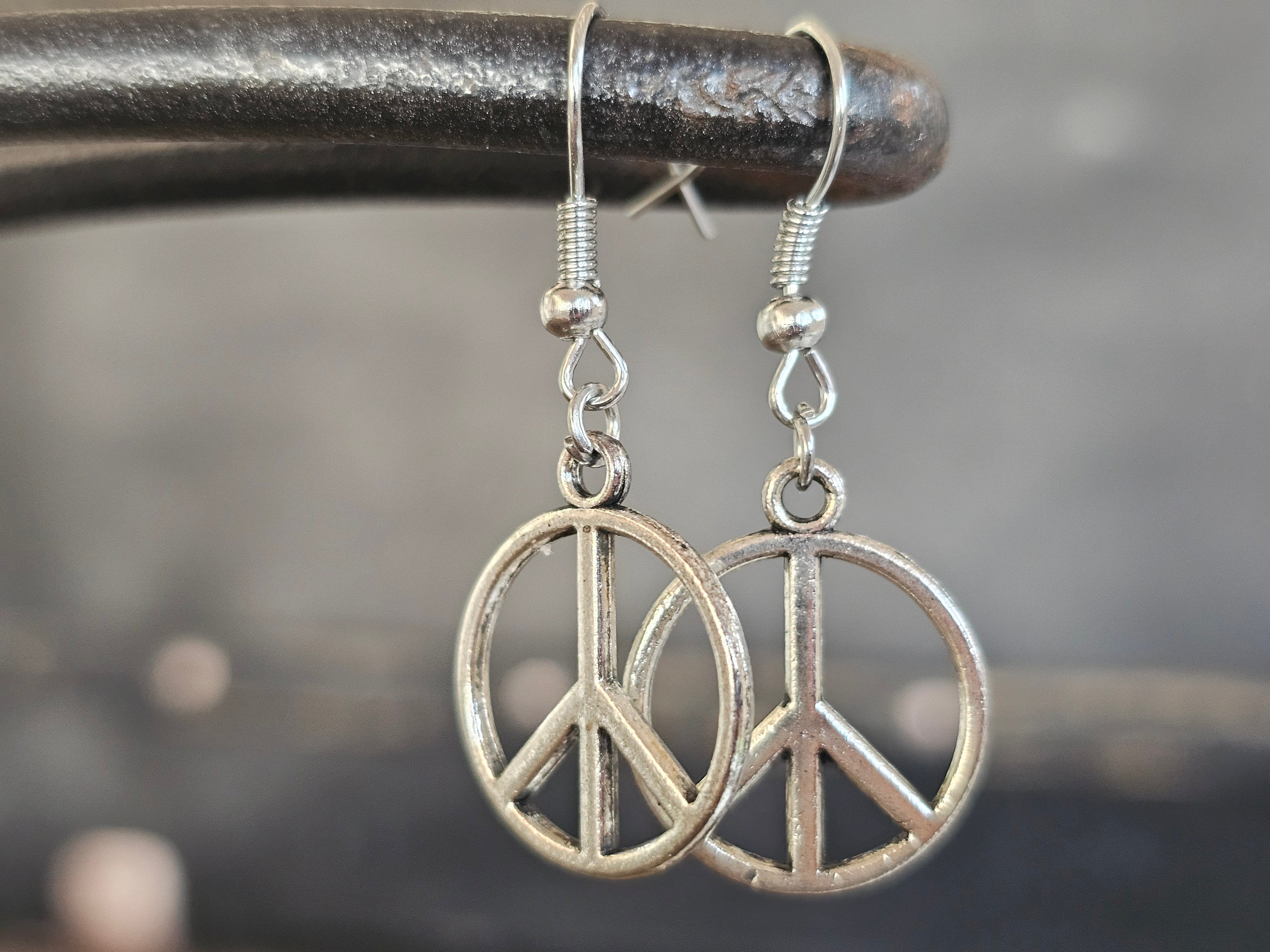 Pendientes Colgantes Símbolo de la Paz Plata Vieja - Estilo Boho