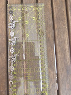 Pulsera Estilo Étnico con Elefantes y Piedras Verdes