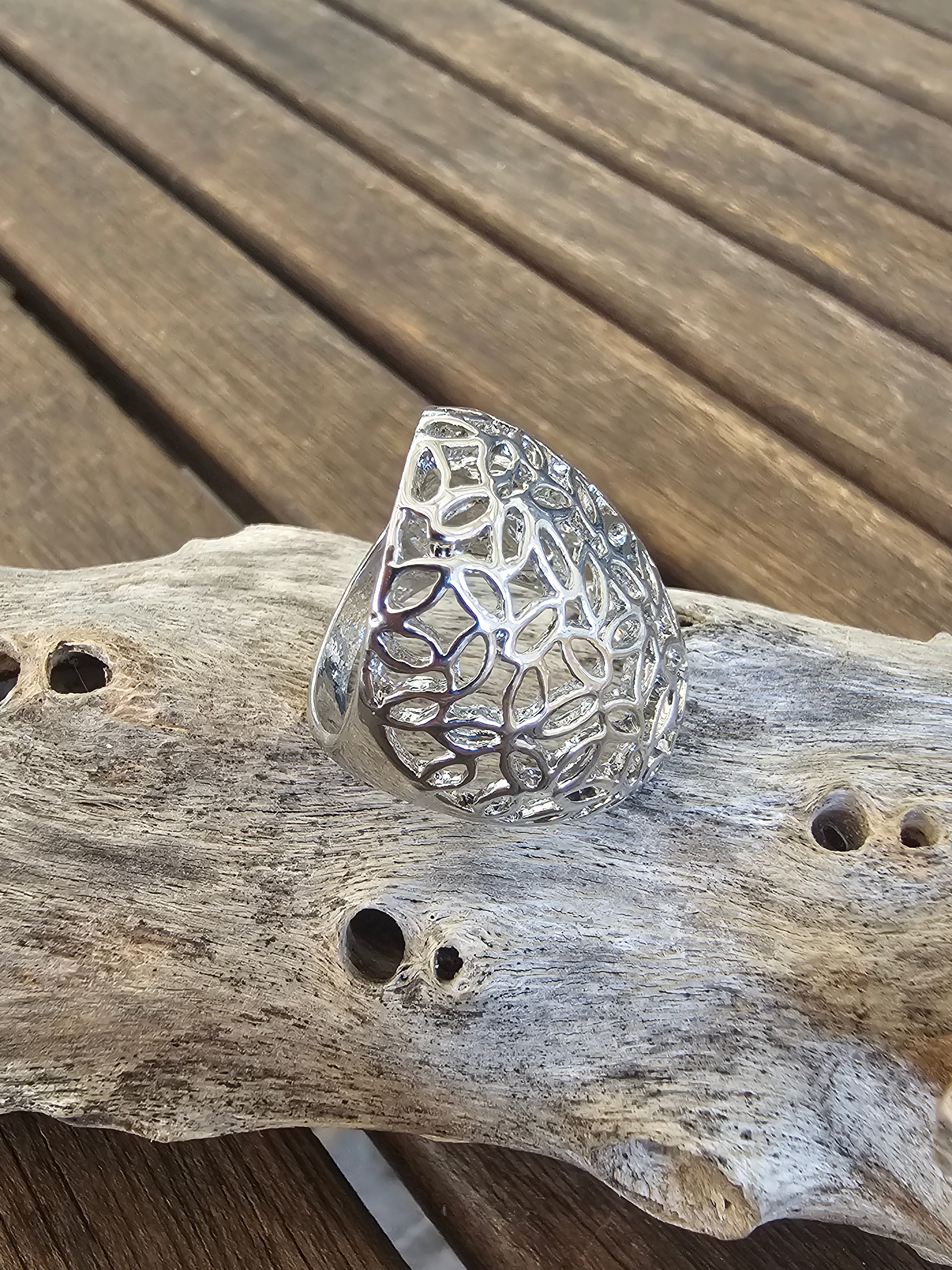 Magnífico anillo de statement
