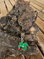 Collar "Doble Suerte" con Trébol de Cuatro Hojas y Mariquita