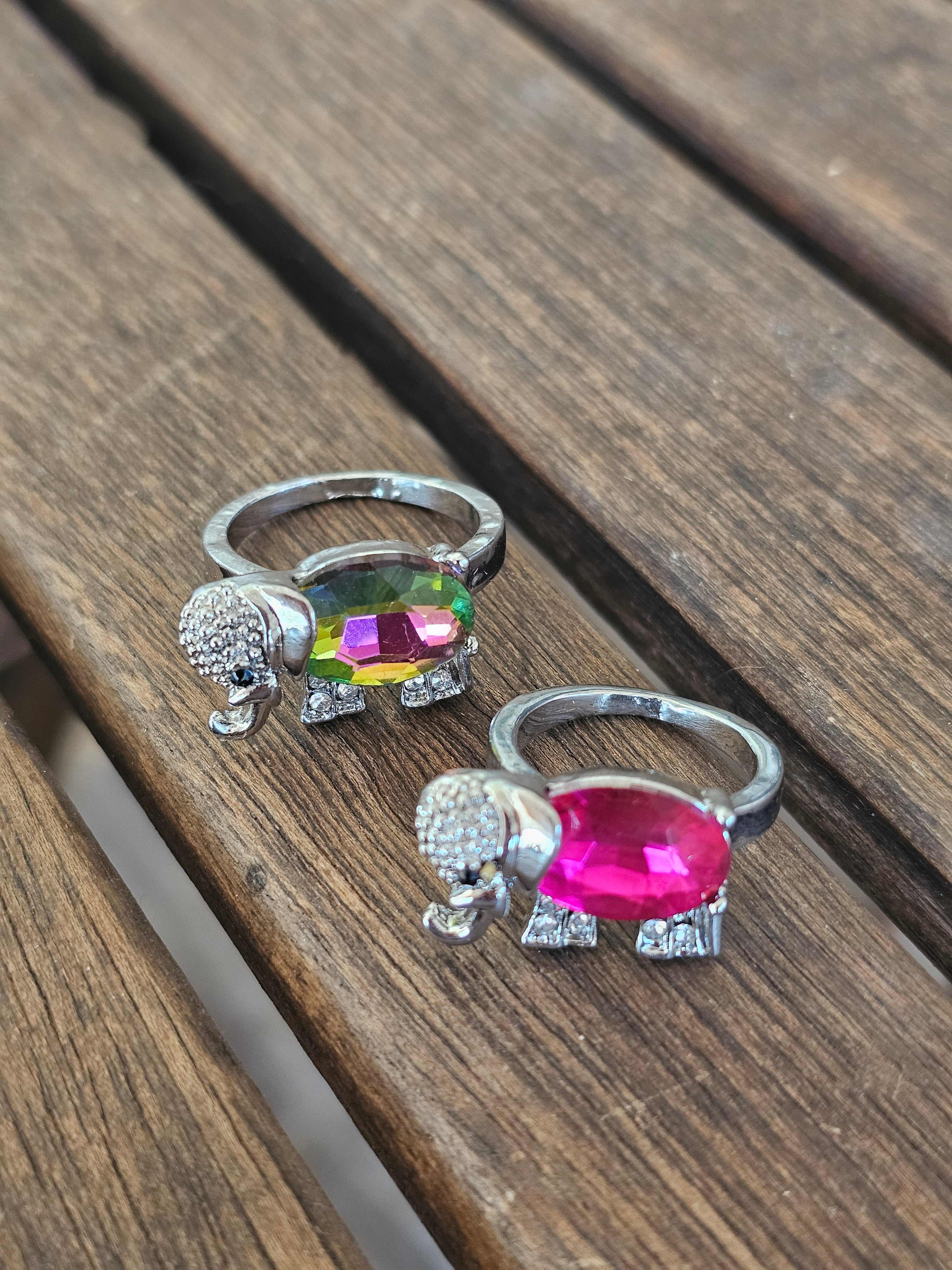 Divertido anillo en forma de elefante