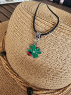 Collar "Doble Suerte" con Trébol de Cuatro Hojas y Mariquita