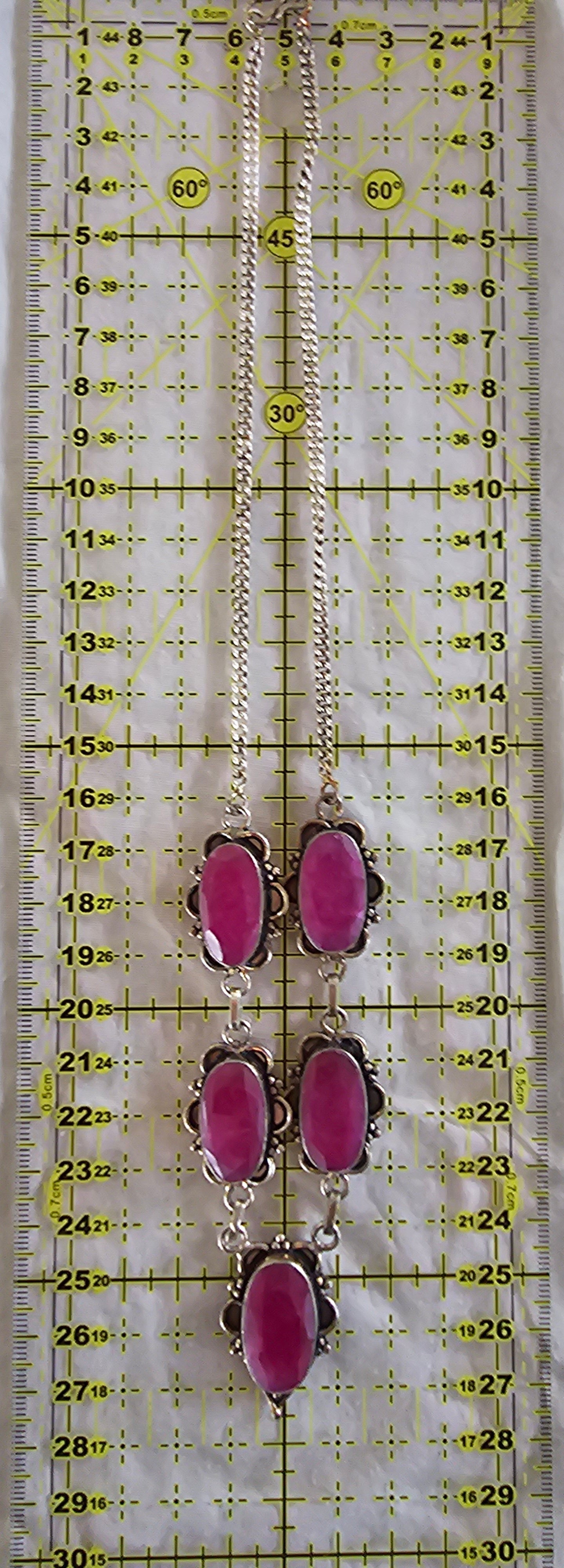 Collar púrpura lindo