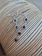 Lindo collar púrpura para cualquier ocasión