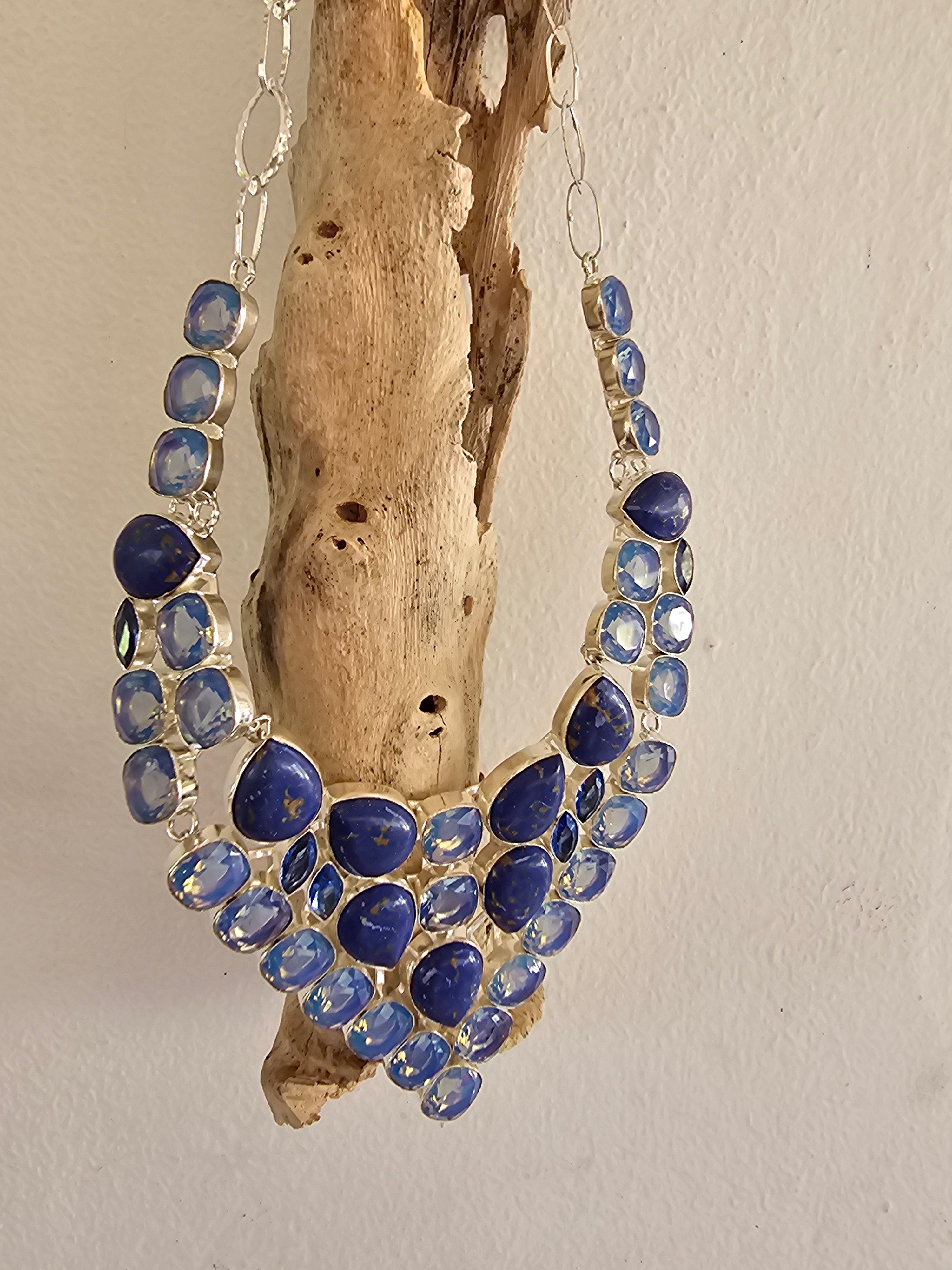 Collar grande y impresionante