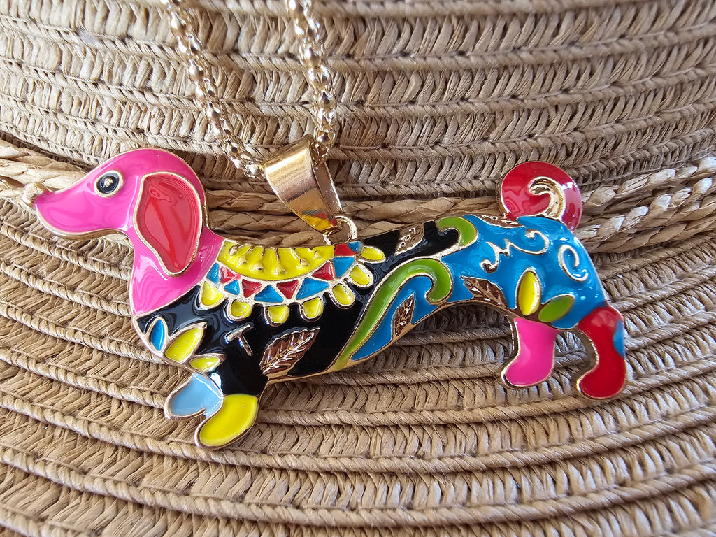 Colgante perro con colores de alegría