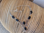 Collar delicado y elegante