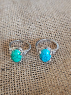 Bohemio anillo con engastes tipo garra