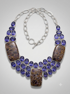 Collar espectacular bisutería